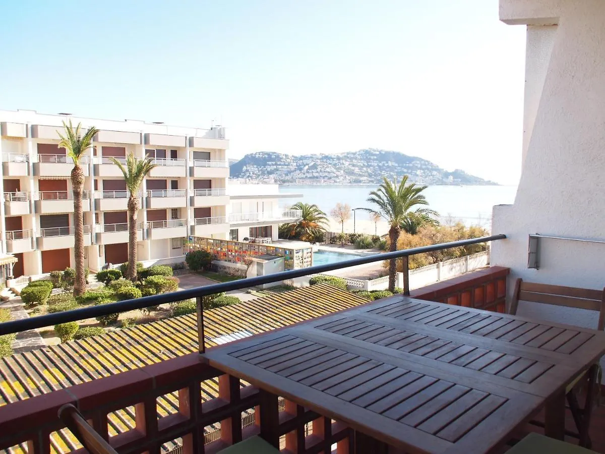 Miramar M21A Apartment Roses Spain